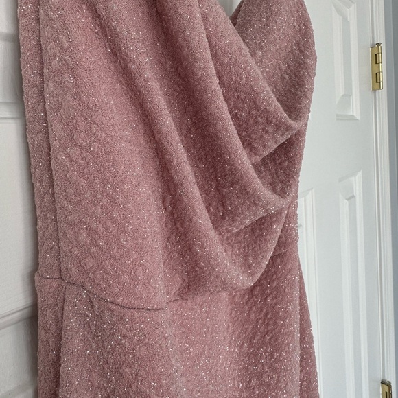 Blush rose pink dress! - Picture 2 of 5